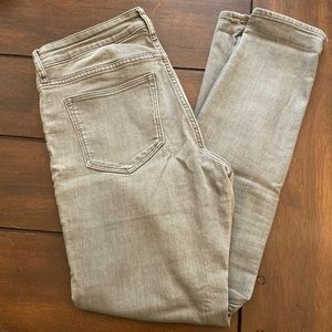 Grey skinny jeans